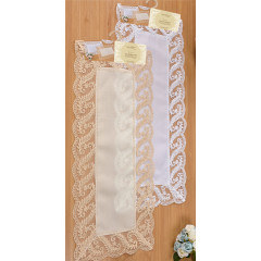 Table Runner with Lace Border